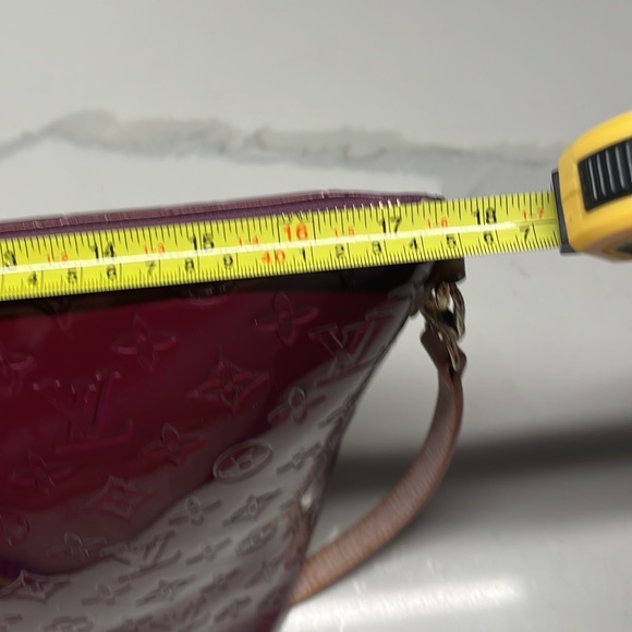 Wine Louis Vuitton handbag signature canvas - Picture 12 of 17